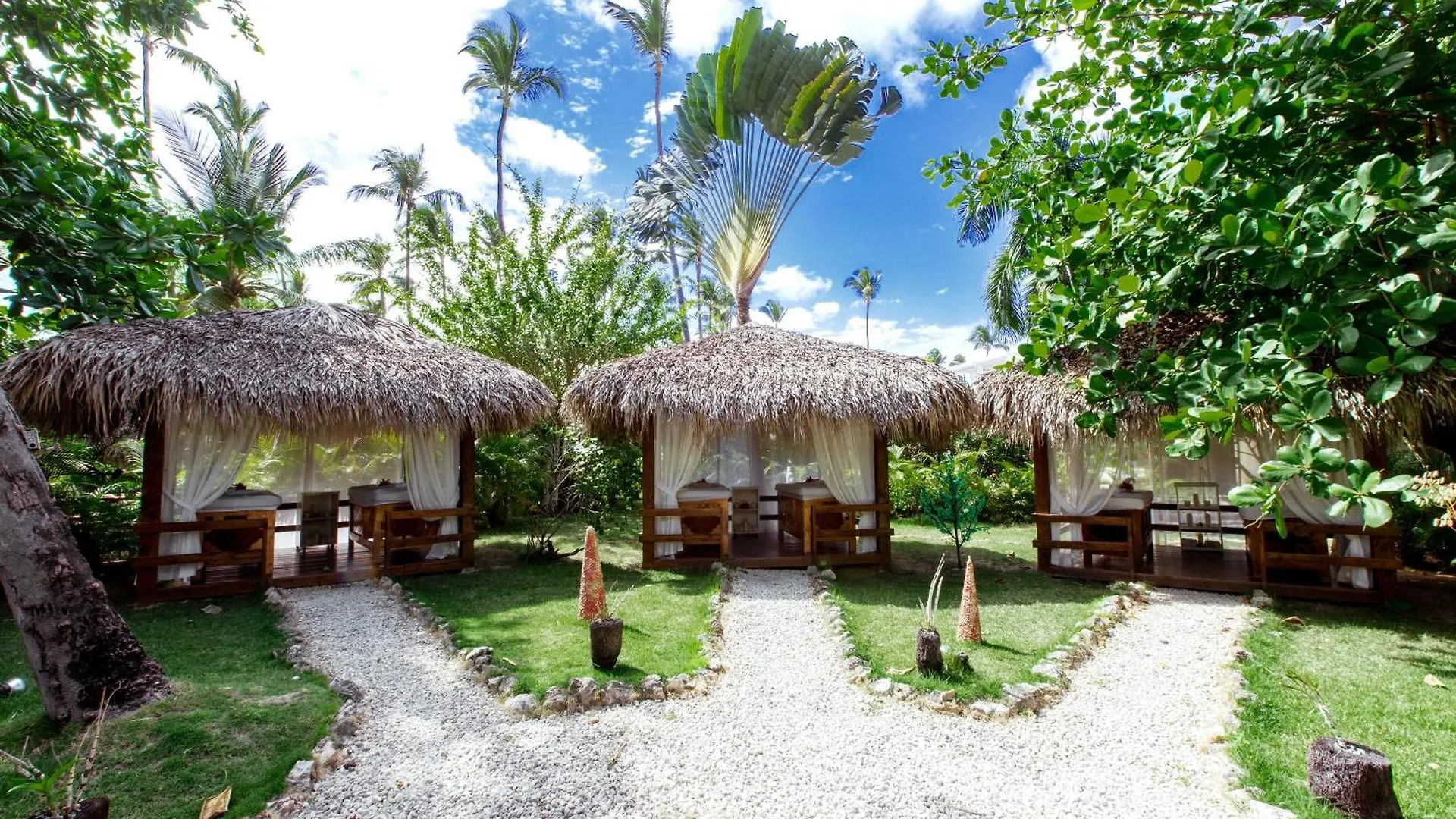 Tropicana Suites Deluxe Beach Club And Pool - Playa Los Corales Punta Cana Hotel