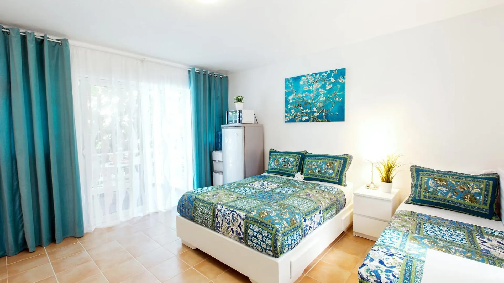 Tropicana Suites Deluxe Beach Club And Pool - Playa Los Corales Punta Cana